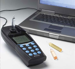 CHEMetrics V2000 Photometer